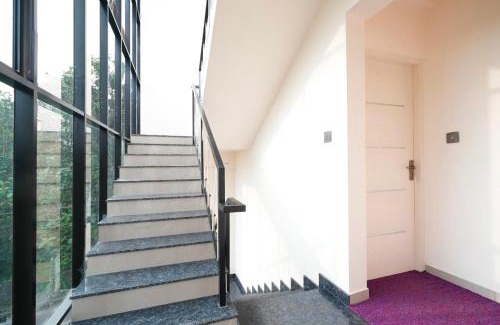 Kochi Hotel | Visaj inn