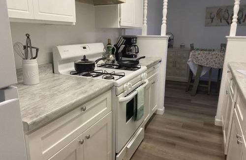 Visalia Apartment | Visalia Near SNP cozy,spacious 2bd 2 Bath