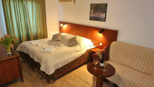 Skradin Bed & Breakfast | Visovac Rooms and Breakfast