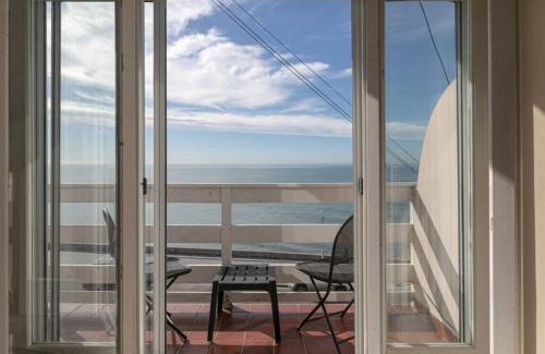 La Perla Apartment | Vista al Mar con Cochera y Balcon en Pleno Centro