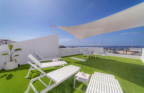 Puerto del Carmen Apartment | Vista al Muelle by HH