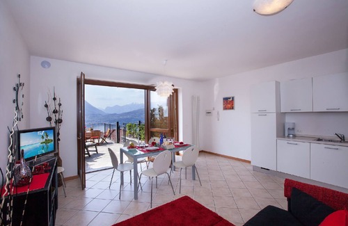 Perledo Apartment | Vista d'Oro Ulivo Apt. 4, Perledo, Italy