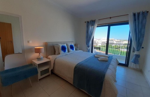 Olhos D'Agua Apartment | Vista das Ondas Olhos de Água II
