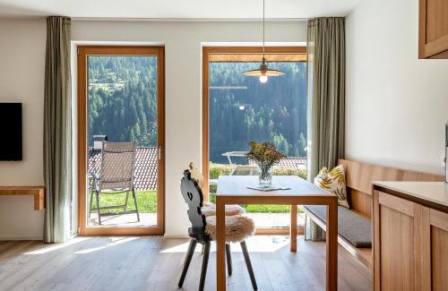 Santa Cristina Val Gardena Apartment | Vista Dolomites Apartment Activity