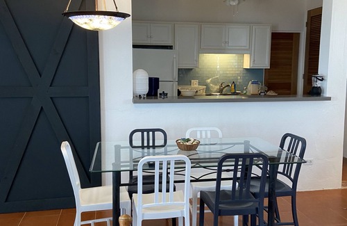 Bravos de Boston House | Vista los Arcos-Panoramic Ocean Views in Bravos; A/C, Great Wifi, Walk to Beach