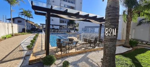 Itacolomi Apartment | Vista mar com piscina e churrasqueira