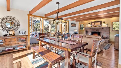 Estes Park House | Vista of Lake Estes by Estes Park Homes home