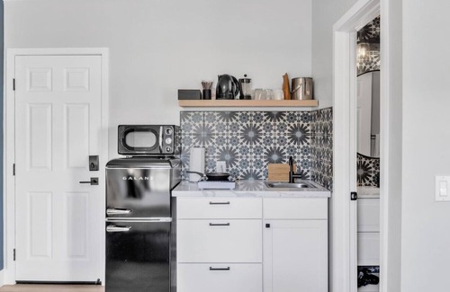 Vista Apartment | Vista Vacation Downtown | Walkable | Modern Escape