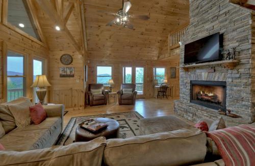 Raccoon Ridge House | Vistas Over Aska - Cuddleup