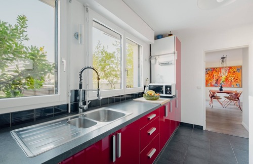 Silly-Gallieni Apartment | Visual Exultation, by Veeve
