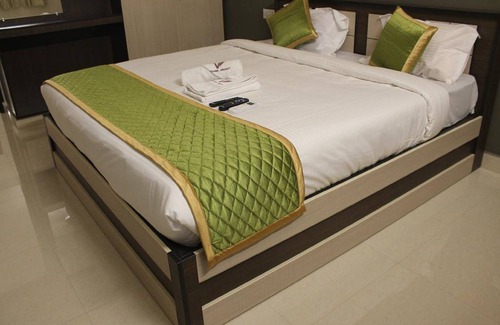 Madurai Hotel | Viswa Residency by Azalea