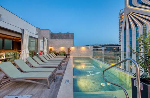 Paceville Hotel | VITA Hotel & Rooftop