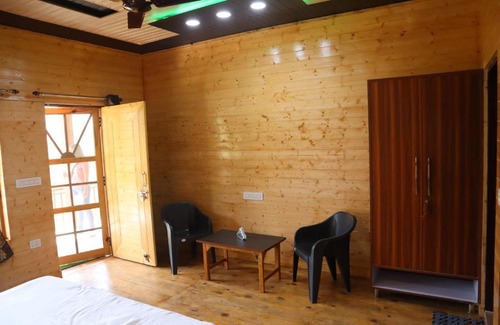 Mukteshwar House | Vita Kaaphal Home Parvada