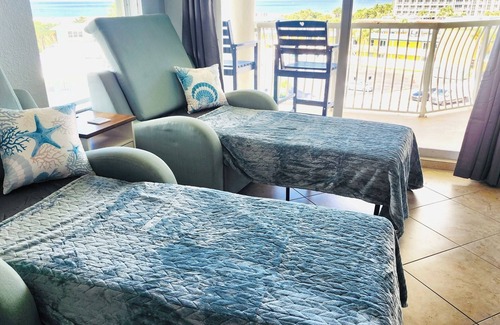 Treasure Island Condo | Vitamin SEA & Sunset Views Treasure Island, FL find us @ oasisgetaways.us