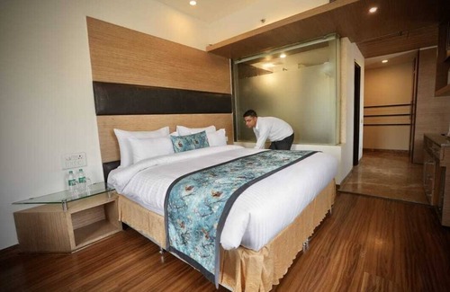 Sector 14 Hotel | VITS Gurugram formerly known as Windsor Heights