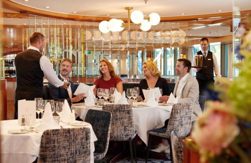 Dusseldorf Old Town Hotel | VIVA RIVERSIDE Altstadt Düsseldorf