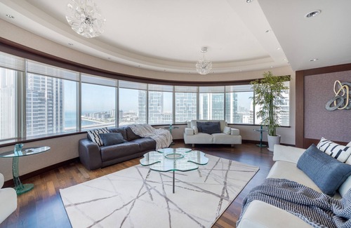 Dubai Marina Apartment | Vivacious 4BR With Sea & Marina View