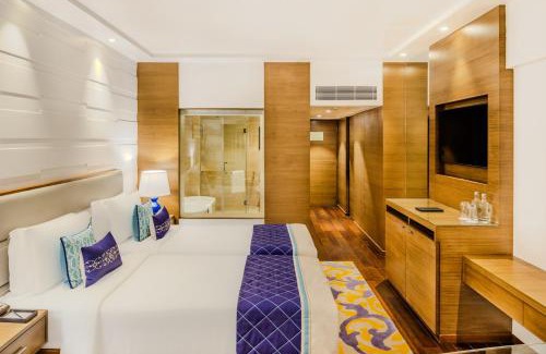 Panaji Hotel | Vivanta Goa, Panaji