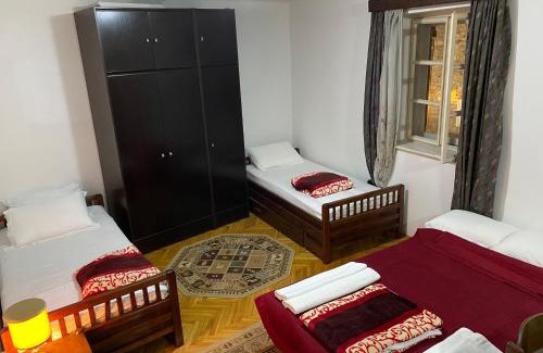 Old Town Apartment | VivaV