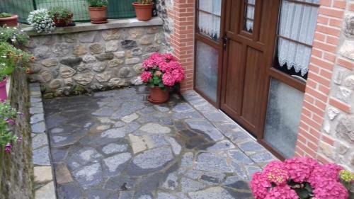 Penamellera Alta House | Vivienda Vacacional La Casina de Tina - Casas de los Picos