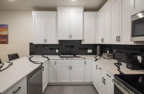 Moab South Valley Apartment | Vizcaya #7 - Moab's Newest Luxury Rental