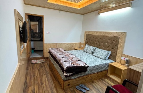 Shilon Bagh Hotel | Vizvei