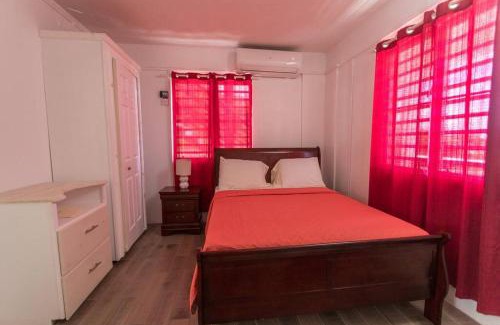 Barroui Apartment | VJ's Guesthouse - Vacation Home & Car Rental, Jimmit, Dominica