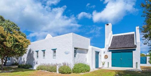 Struisbaai House | Voete ini Sand Langezandt Cottage