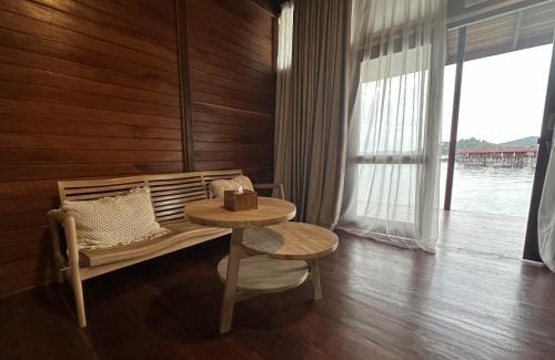 Waisai Hotel | Vogelkopf Resort