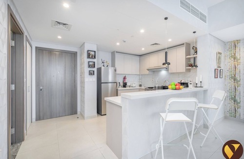 Bur Dubai Apartment | Vogue 2BHK Dubai Frame View Park Metro