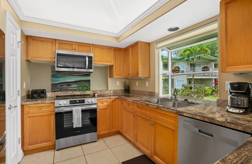 Princeville House | VOK29 Hawaiiana 3br 3ba Villa of Kamalii, AC, Pool