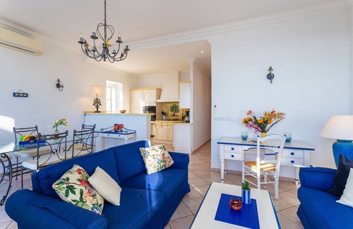Villefranche-sur-Mer Apartment | VOLTI ON THE BAY AP4386 By Riviera Holiday Homes
