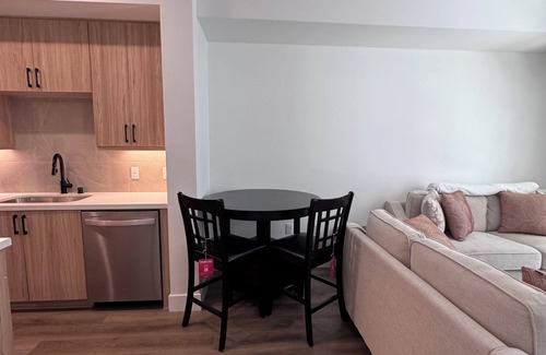 Grantville Apartment | Vora Lux: Modern 1-Bedroom Apartment in Mission Valley