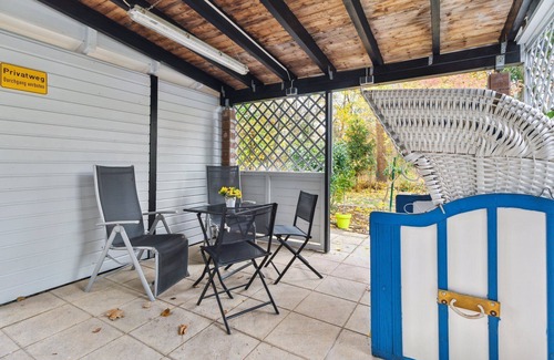 Eichwalde Apartment | Vorstadtoase für 2 - Netflix, Parkplatz, Nähe BER, Queensize-Bett