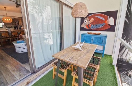 Key Largo House | VOTED TRIPADVISOR'S #1 DESTINATION 5 REMODELED UNITS! KAYAKS, MARINA, TENNIS