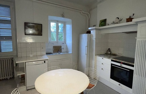 Cahors Apartment | Votre Espace Privatif Dans une Vaste Propriété Avec Piscine-centre Ville Cahors