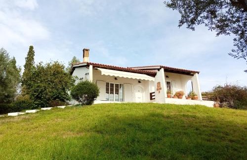 Kilada House | Votsalo Summer House by the Beach
