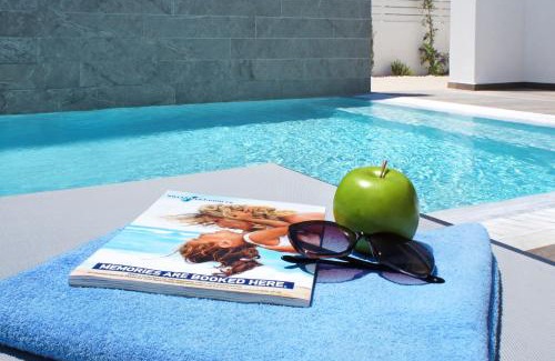 Ayia Thekla House | Votsalo Villa - 30m from Med Sea