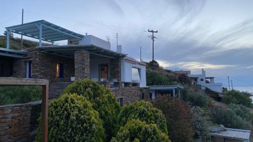 Vourkari House | Vourkari BayHouse