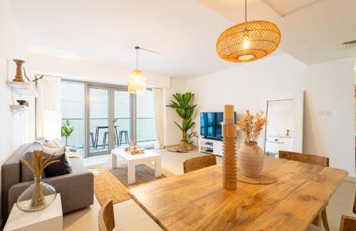 Al Raha Beach Apartment | Voyage 2 Bedroom In Al Zeina