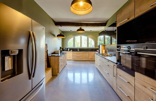 Gaillac House | Voyagez Dans Cette Immense et Magnifique Bâtisse "Ma vie là ! au Bord de L'eau"