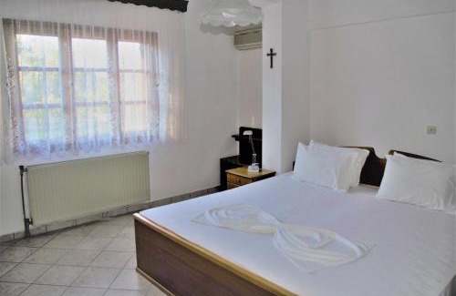 Skala Sotiros House | Vranas Property