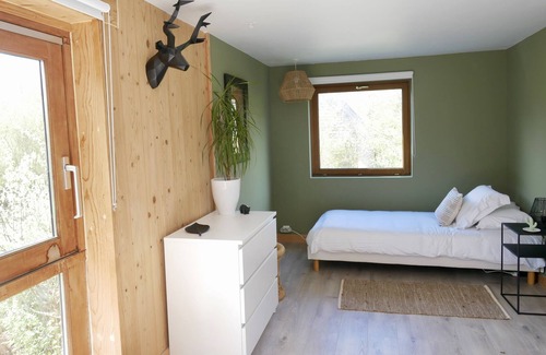 Saint-Quentin-en-Tourmont Villa | Vrbo Property
