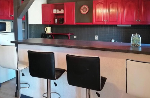 Besse-en-Chandesse House | Vrbo Property