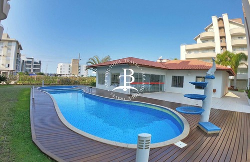 Governador Celso Ramos Apartment | Vrbo Property
