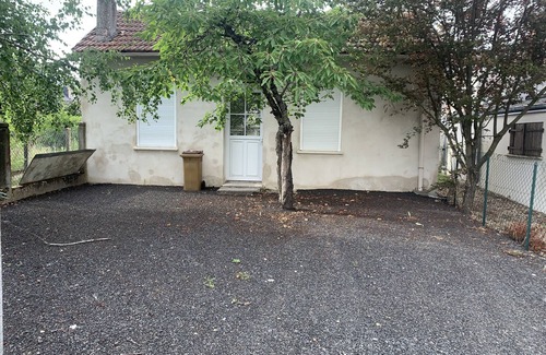 Romorantin-Lanthenay House | Vrbo Property