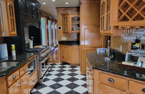 Lighthouse Cove Boat Rental | Vrbo Property