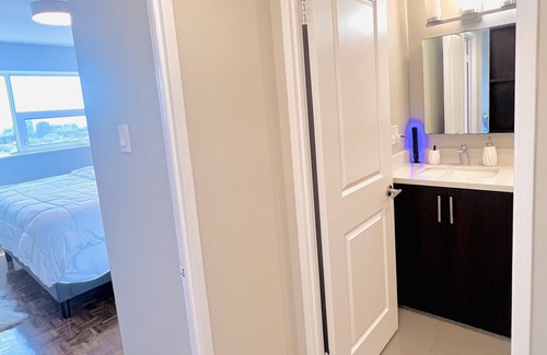 Cabbagetown South Apartment | Vrbo Property