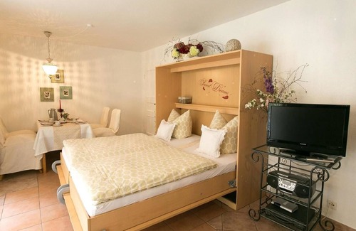 Walkenried House | Vrbo Property