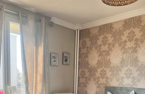 Bagneux Apartment | Vrbo Property